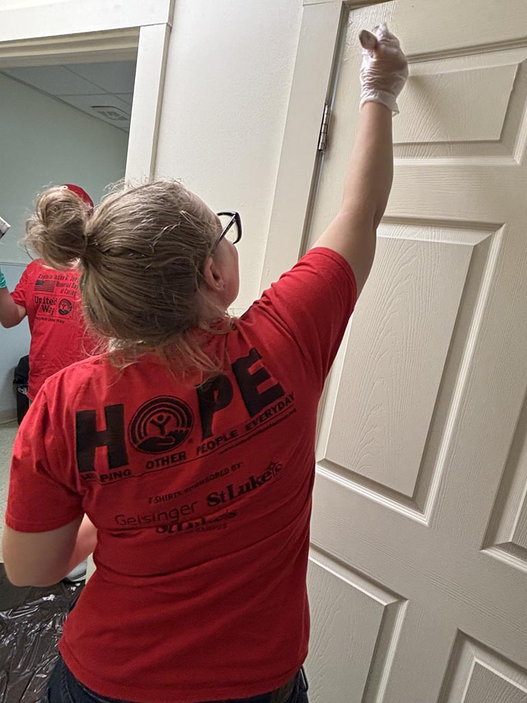 schuylkill united way captain jason b jones memorial day of caring tamaqua adult day care center